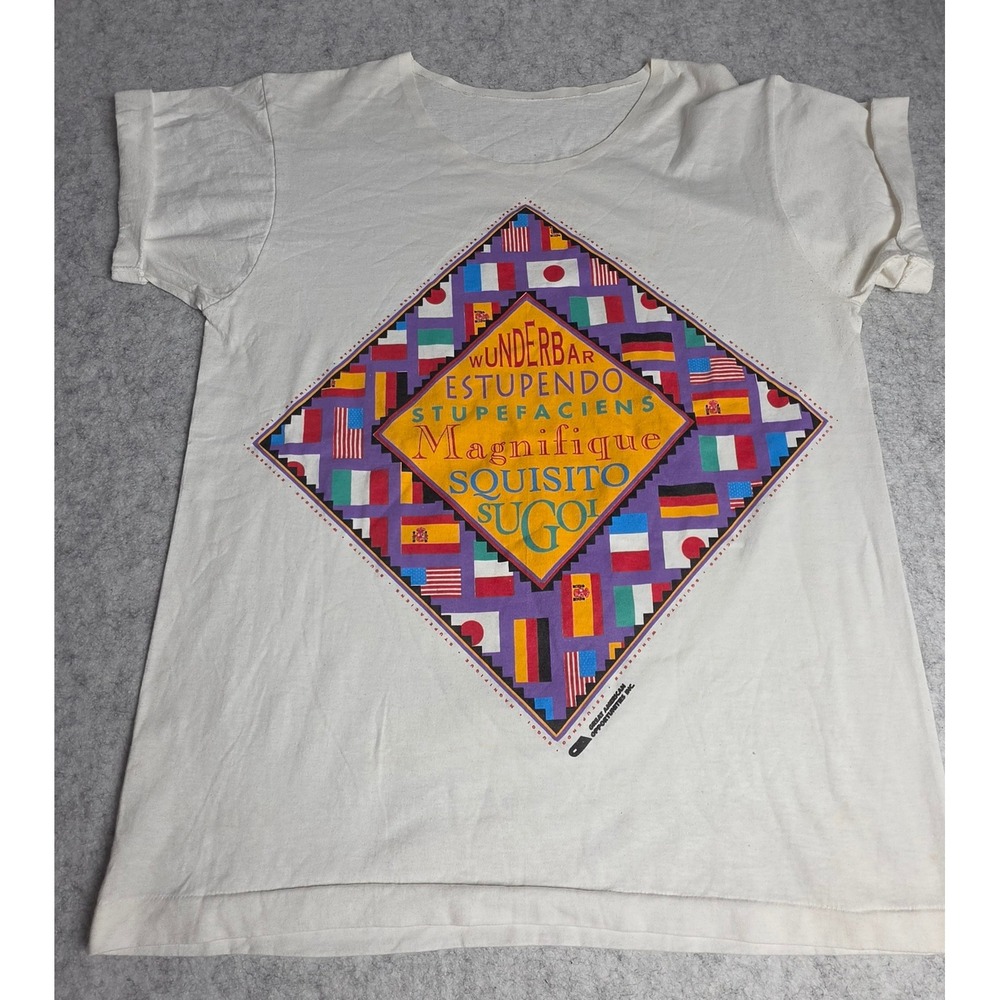 Vintage 90s World Flags Graphic T-Shirt White Wunderbar Magnifique Retro Tee